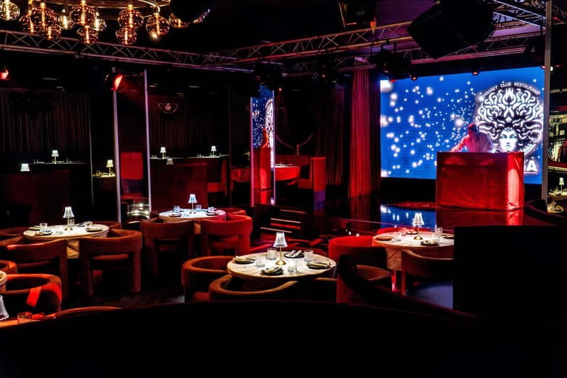 Prague: Cabaret Show at Medusa - Nightlife Prague - What Happens During the Cabaret