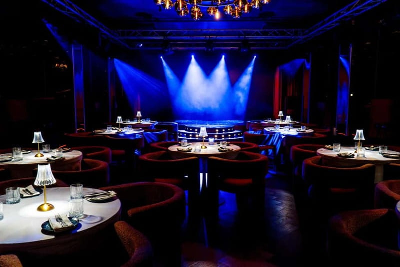 Prague: Cabaret Show at Medusa - Nightlife Prague - How Long Should You Expect to Stay?