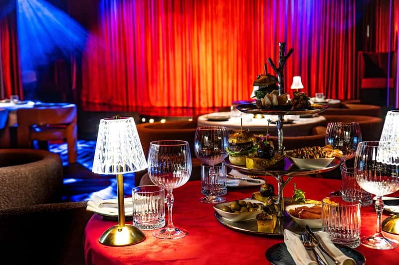 Prague: Cabaret Show at Medusa - Nightlife Prague - Who Will Enjoy Medusa Most?