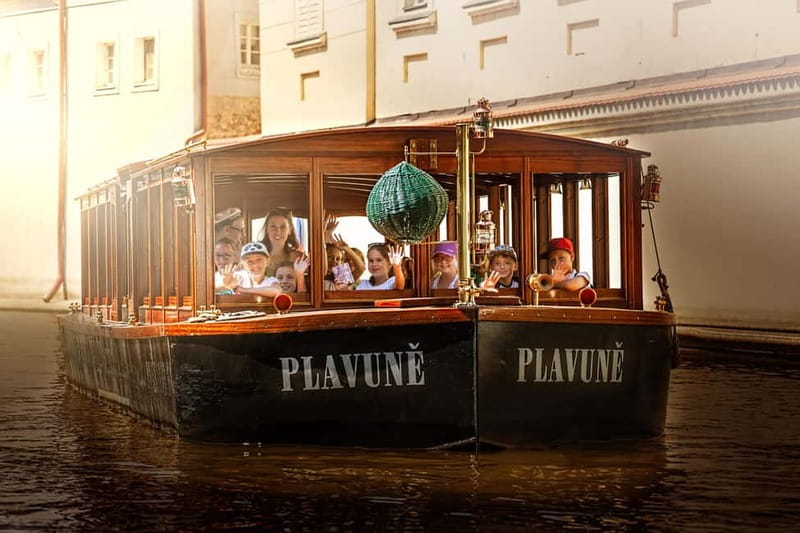 Prague: Canal Cruise Around Charles Bridge - At a glance: what makes this cruise worth considering
