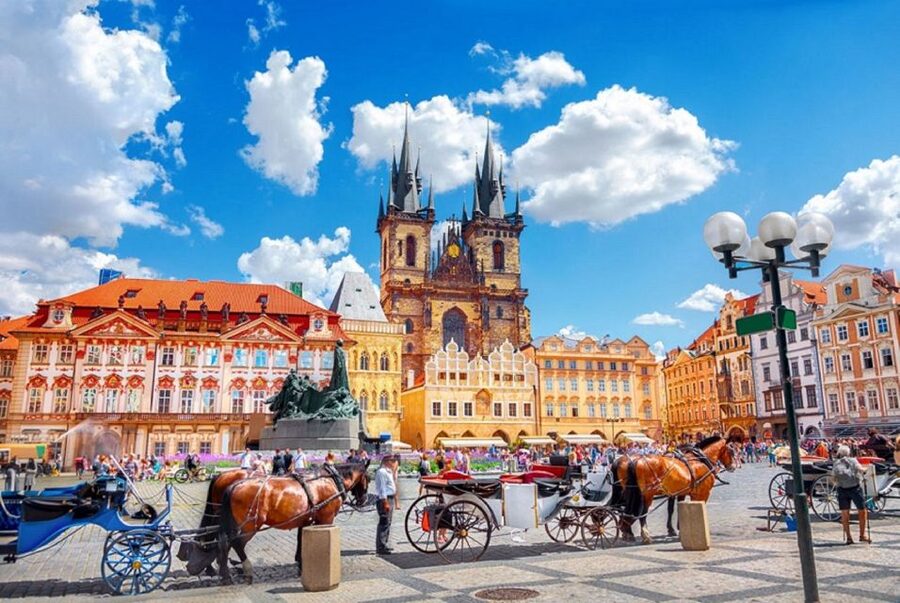 Prague: Castle and Jewish Quarter Tour - Malostranské Square and the Lesser Town