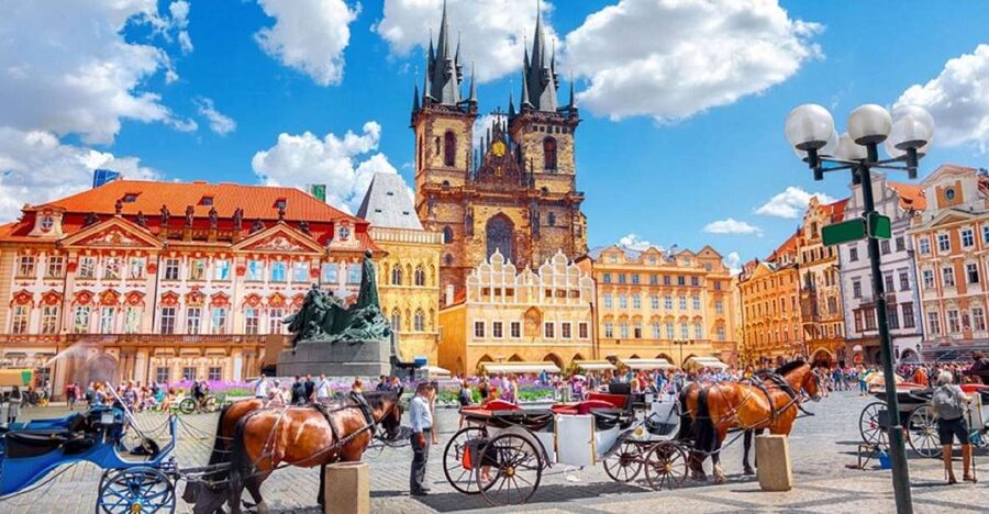 Prague: Castle and Jewish Quarter Tour - What the guide adds beyond monuments