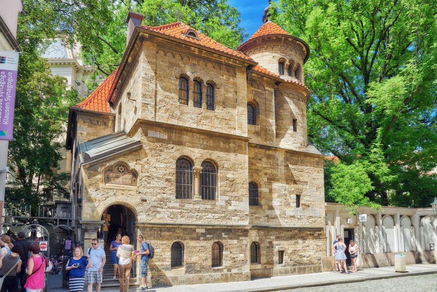 Prague: Castle and Jewish Quarter Tour with Cruise and Lunch - Who will enjoy this Prague day most?