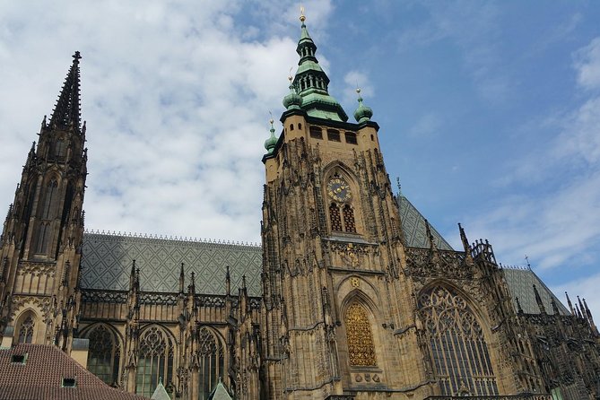 Prague Castle and Lobkowicz Palace entrance tickets - Who should book this combined visit?