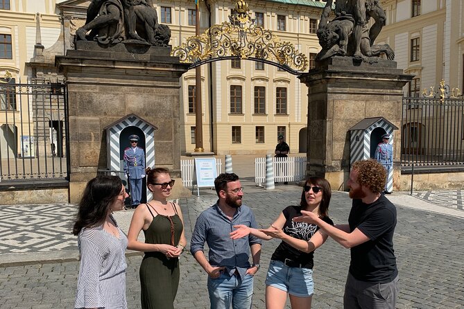 Prague Castle and Pubs Tour with Drinks Included - The final pub in Malá Strana