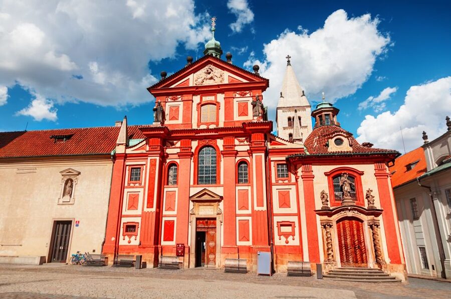 Prague Castle and St. Vitus Cathedral Private Walking Tour - The five-hour route from the castle to Charles Bridge