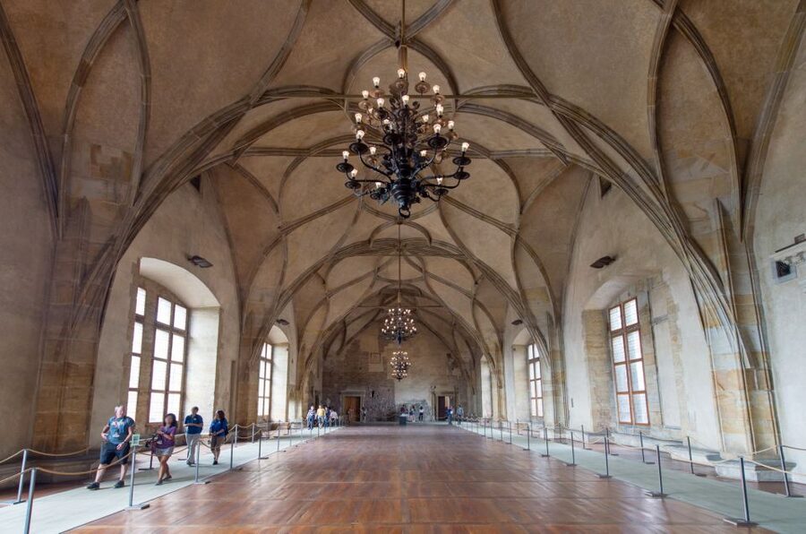 Prague Castle and St. Vitus Cathedral Private Walking Tour - Final call: choose your tour length carefully