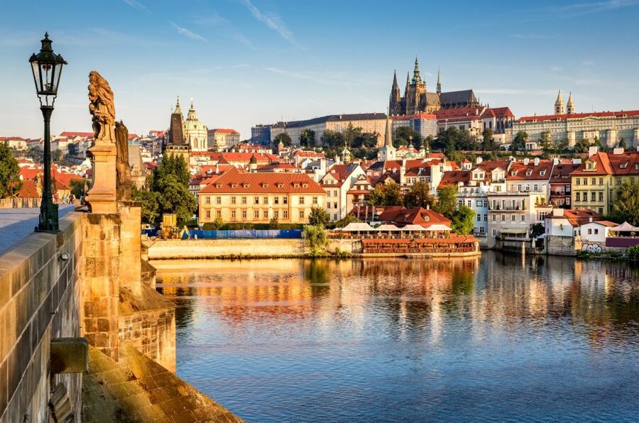 Prague Castle and St. Vitus Cathedral Private Walking Tour - St Vitus Cathedral: Prague’s grandest interior