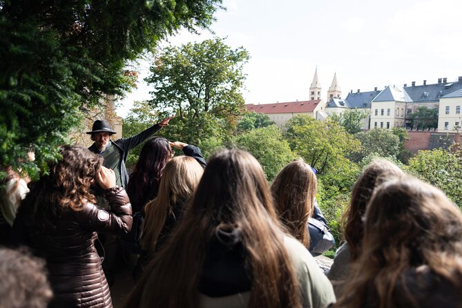 Prague: Castle Entry Ticket with Guide and River Cruise - Who should book this experience?