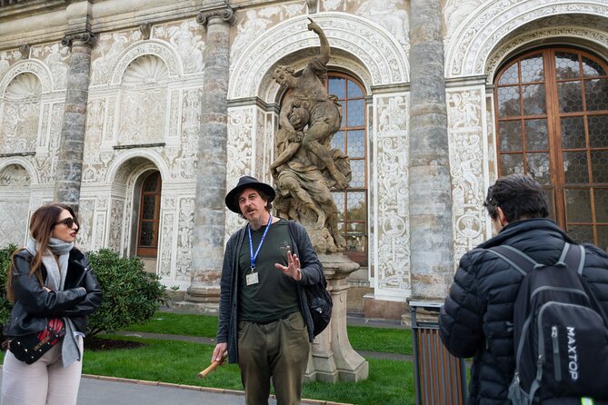 Prague: Castle Entry Ticket with Guide and River Cruise - Old Royal Palace and St. George Basilica