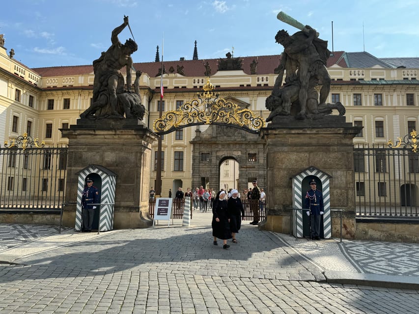 Prague Castle Interiors & Changing of the Guard-Small group - What $87 gets you