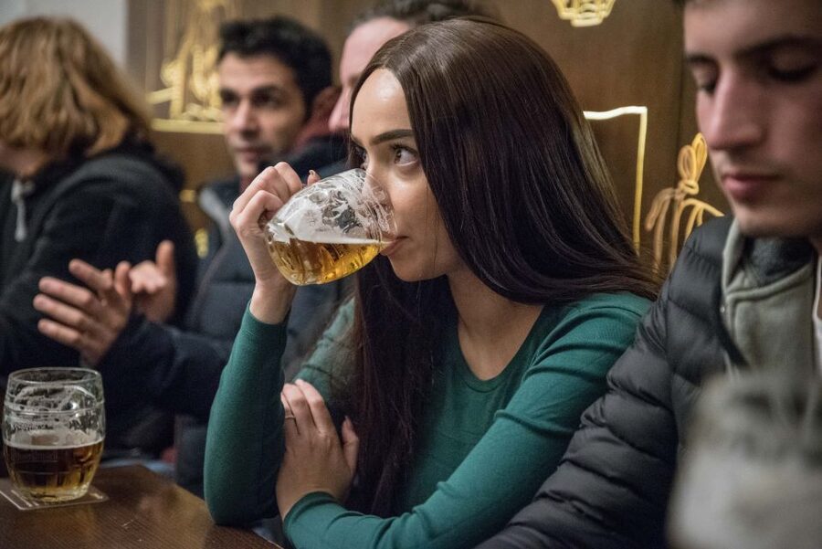 Prague: Castle Side Breweries & Pubs Guided Walking Tour - Practical advice for a smooth evening
