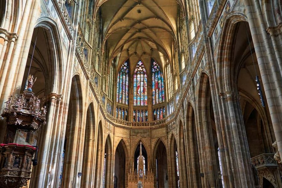 Prague Castle St. Vitus Cathedral, Royal Palace, St. George's Basilica - Why this Prague Castle tour works well