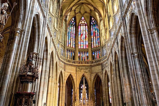 Prague Castle Walking Tour (Tip-based tour) - St. George’s Basilica and its unusual towers