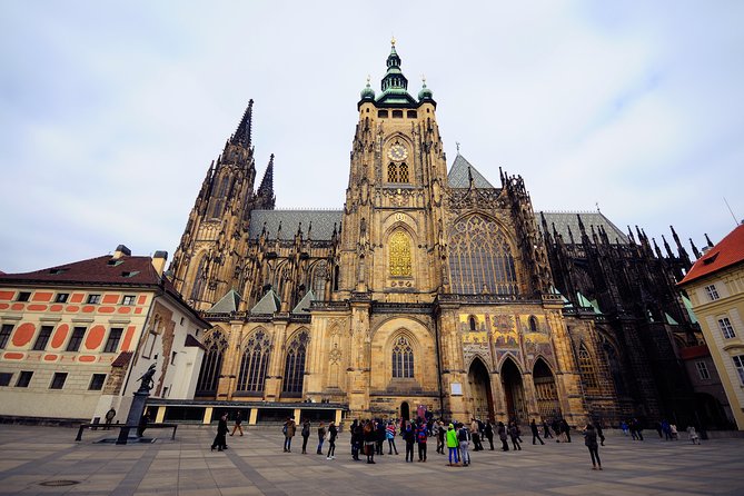 Prague Castle Walking Tour - From Malá Strana to the Royal Garden