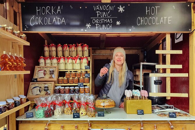 Prague Christmas Markets and Holiday Magic Walking Tour - Why this route works well at Christmas