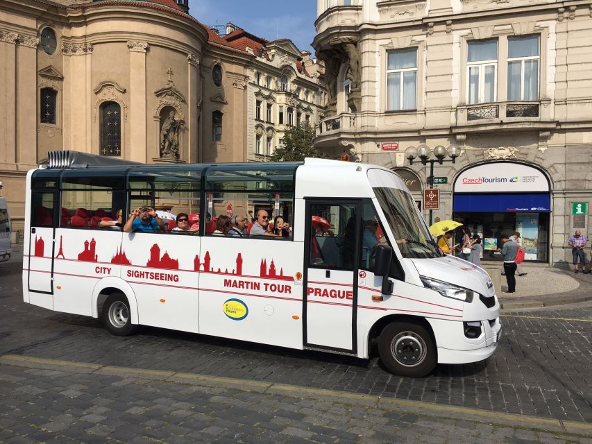 Prague City: 1-Hour Orientation Tour by Bus - Comfort, timing, and the no-stop format
