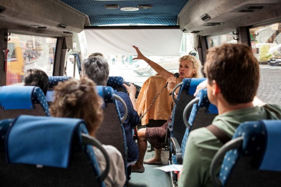 Prague City 3-Hour Tour with Changing of the Guard - What the guides add to the experience