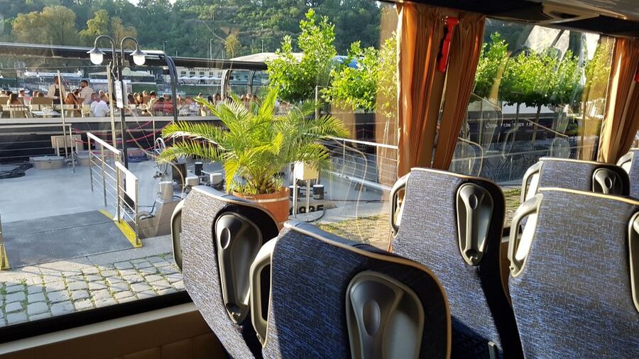 Prague: City Tour and Dinner Cruise with Hotel Pickup - Who gets the best value from the $109 price