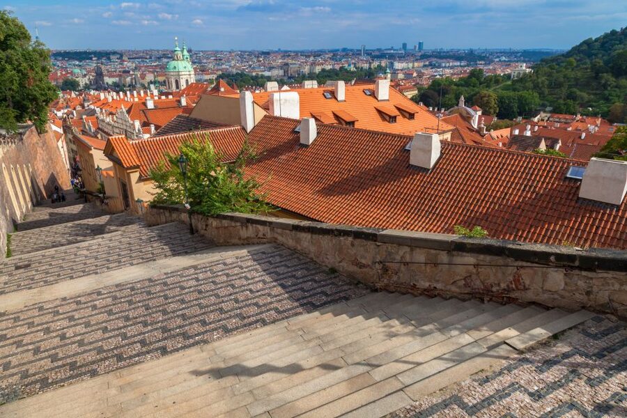 Prague: City Tour - Crossing the city toward Lesser Town