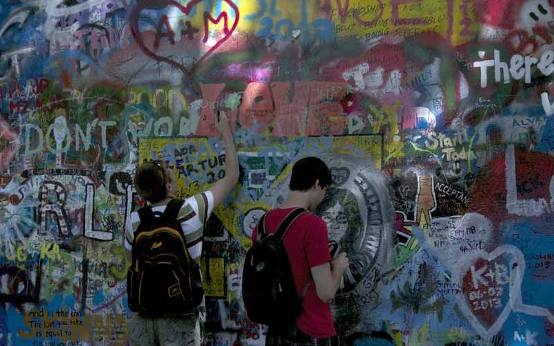 Prague: Classic City Bike Tour - The guides and the group experience
