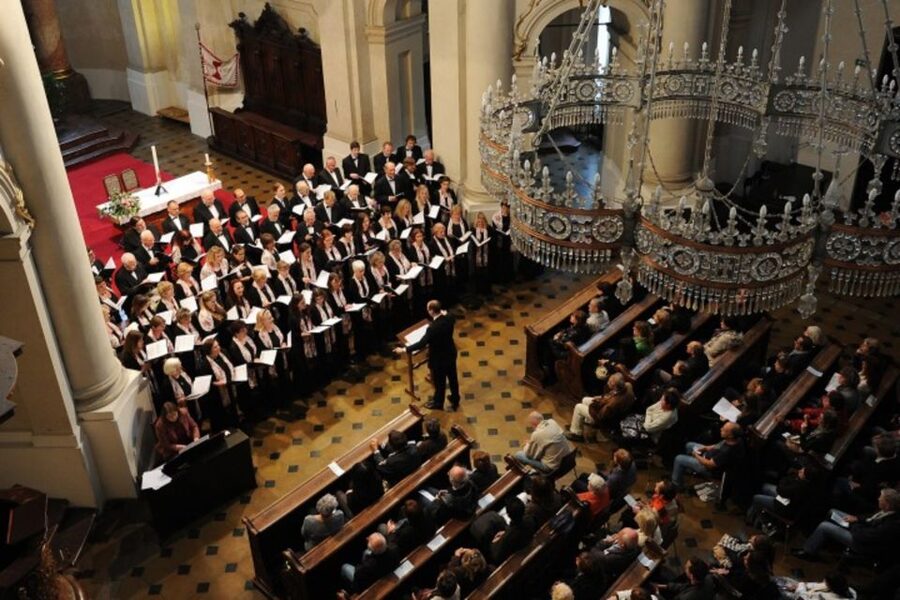 Prague: Classical Concert in St. Nicholas Church - Is $30 good value for Prague?