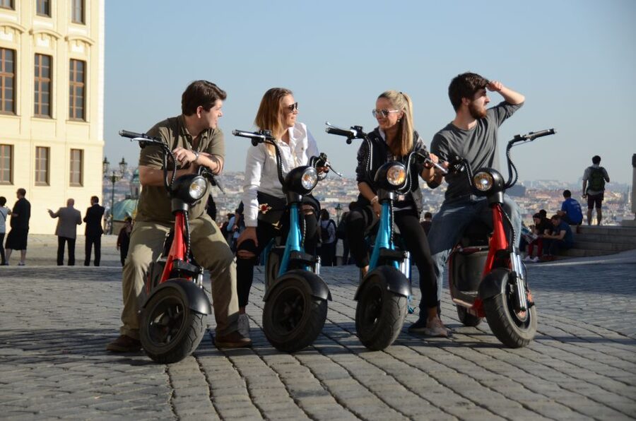 Prague: E-Bike/E-Scooter Viewpoint Tour - A short pause at Prague Castle