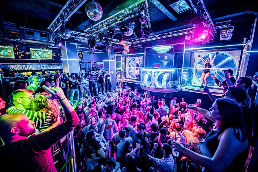 Prague: Entry ticket to Ice Pub Prague with Nightclub Option - Adding Karlovy Lazne at night