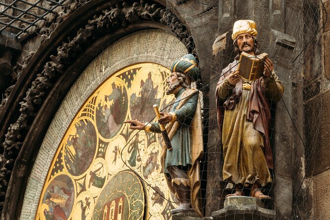Prague Essential - Ending beside the Rudolfinum