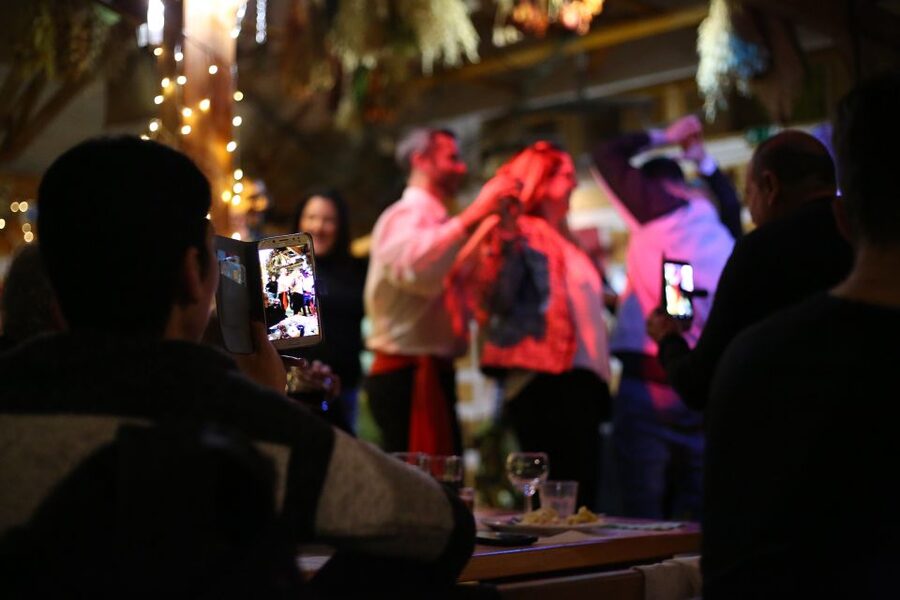 Prague: Evening Folklore Garden Party with Traditional Menu - Unlimited Czech beer and wine