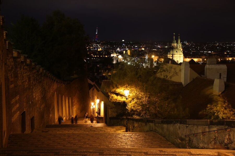 Prague: Evening Photography Tour by Car - Prague Castle after sunset