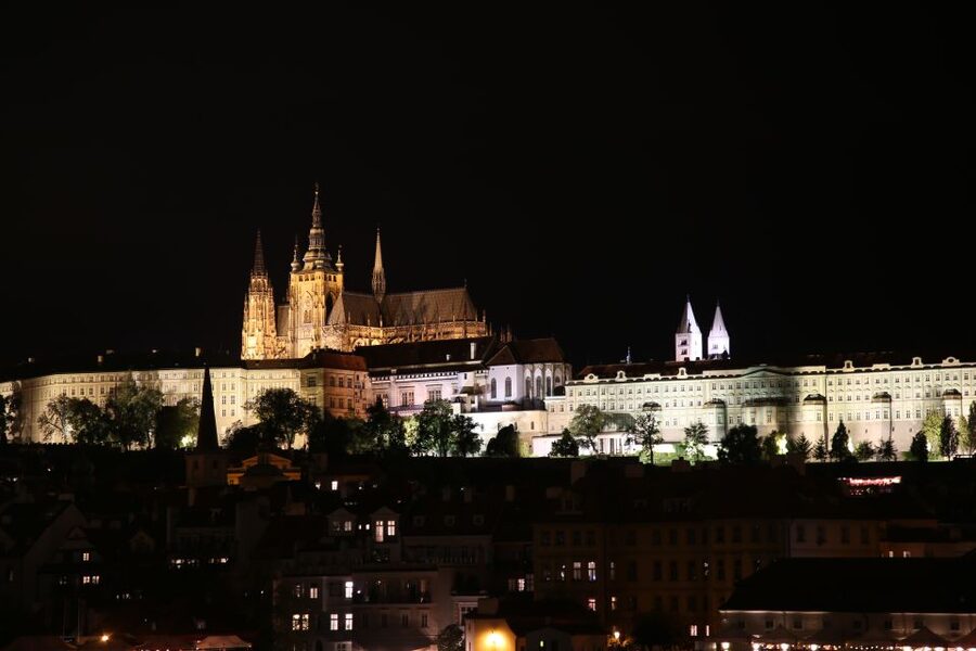 Prague: Evening Photography Tour by Car - Letna Park and the first bridge views
