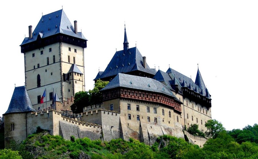 Prague: Fairytale Karlstejn Castle in Retro-Style Car - Who will enjoy this outing most?