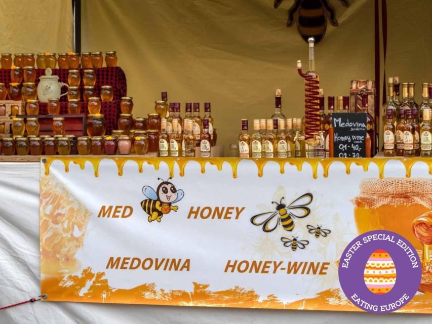 Prague: Food and Beer Guided Walking Tour with Tastings - The guides make the difference