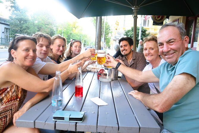 Prague Food tasting tour of Hidden Gems for Small Groups - What the guides add to the food