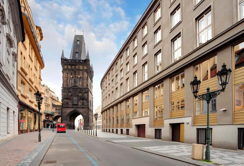 Prague: Full-Day Guided Tour of Prague in a Small-Group - Who should book this Prague tour?