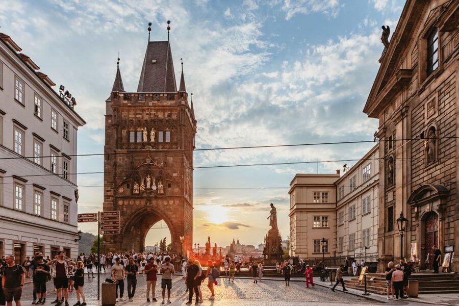 Prague: Ghost Walking Tour Where Legends Come To Life - Křižovnické náměstí and the first steps into legend