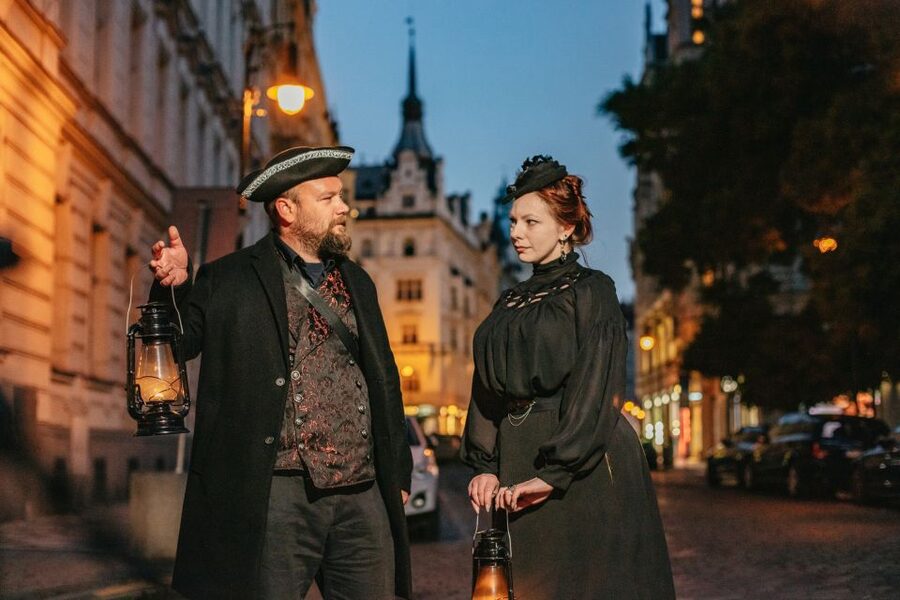 Prague: Ghosts and Legends Nighttime Guided Walking Tour - Why Prague’s Old Town works after dark
