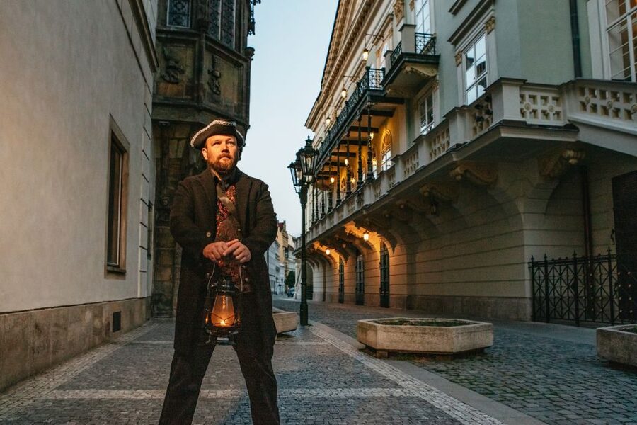 Prague: Ghosts and Legends Nighttime Guided Walking Tour - The Old-New Synagogue and the Jewish Quarter