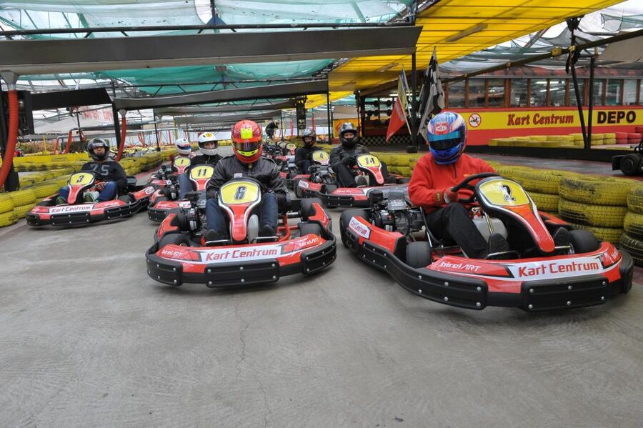 Prague: Go-Kart Racing Experience - Why the 1-kilometer track changes the experience