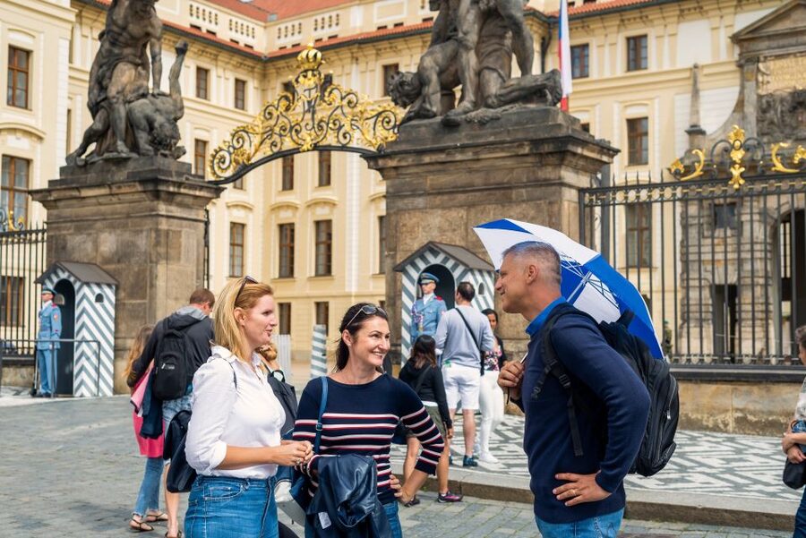 Prague Grand 2,5 hour + 2 hour exterior walking tour - Jewish Town and the route back to Old Town