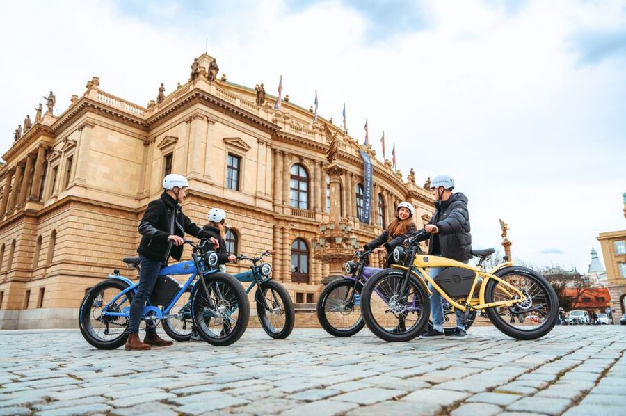 Prague: Grand City Tour on Fat e-Bike - The guide makes the difference