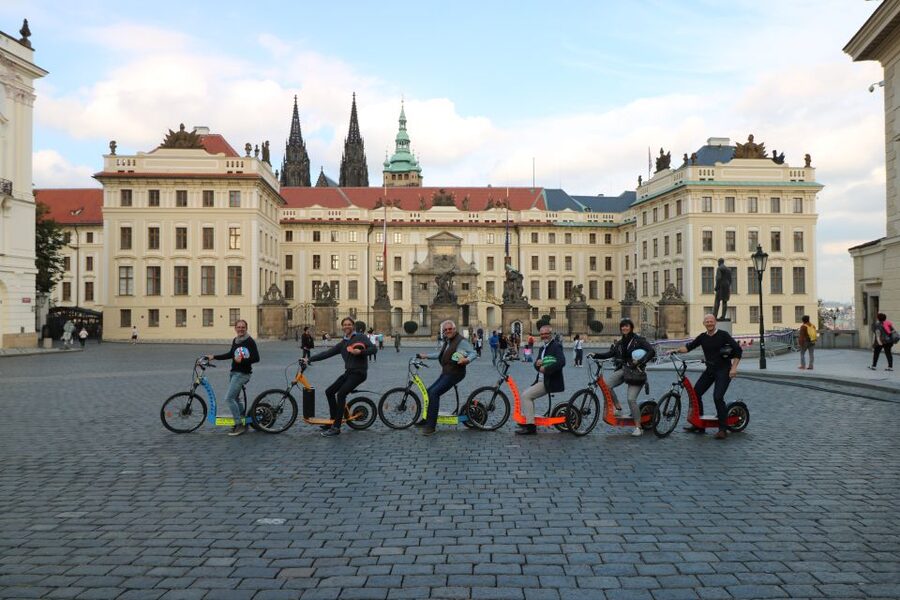 Prague: Grand e-Scooter Guided Tour - Rudolfinum, the river, and the Jewish quarter