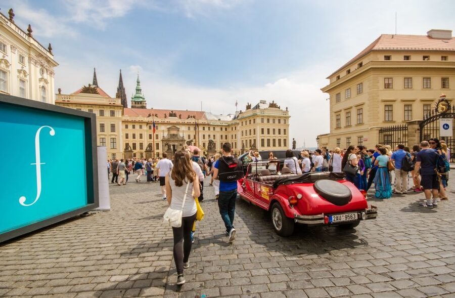 Prague: Guided Bus & Walking Tour with River Cruise & Lunch - How the $135 price holds up