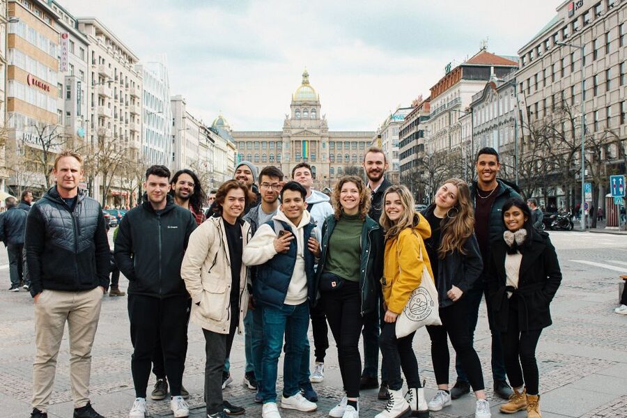 Prague: Guided Food Tour with Tastings - The social side, from solo visits to family outings