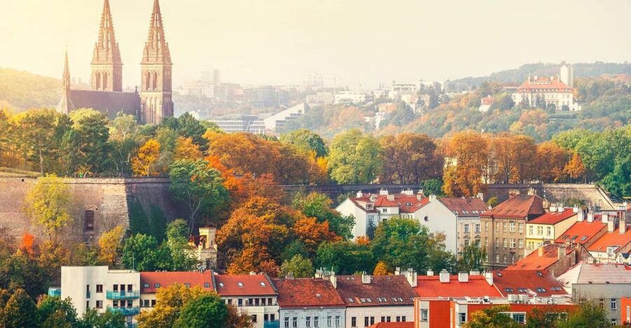Prague: Guided tour to the historic fortress of Vyšehrad - Why Vyšehrad makes a fine change from central Prague