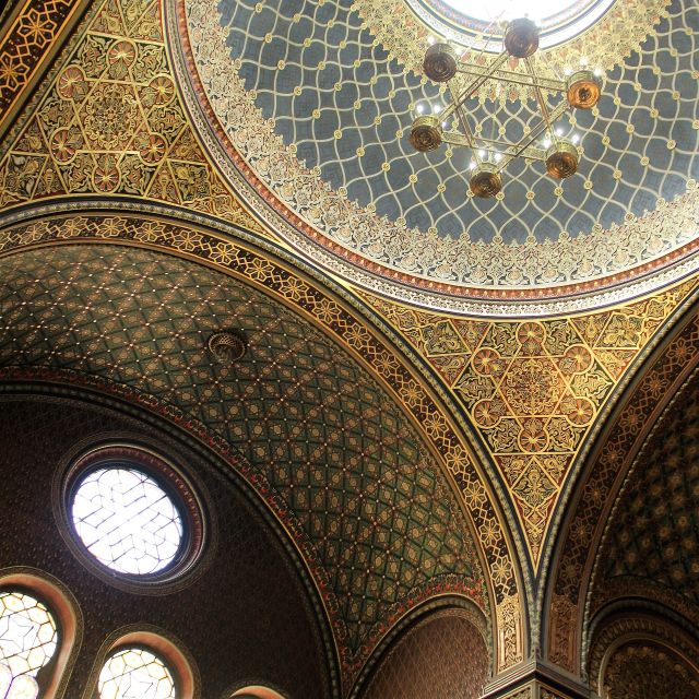 Prague: Guided Walking Tour of Prague's Jewish Quarter - Why Josefov deserves two and a half hours