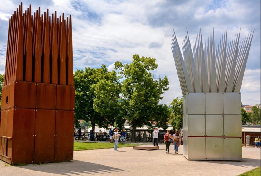 Prague: Half-Day City Highlights Walking Tour - From Čech’s Bridge to the Old Jewish Cemetery