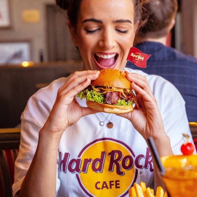 Prague: Hard Rock Cafe with Set Menu for Lunch or Dinner - Key points to know before you book