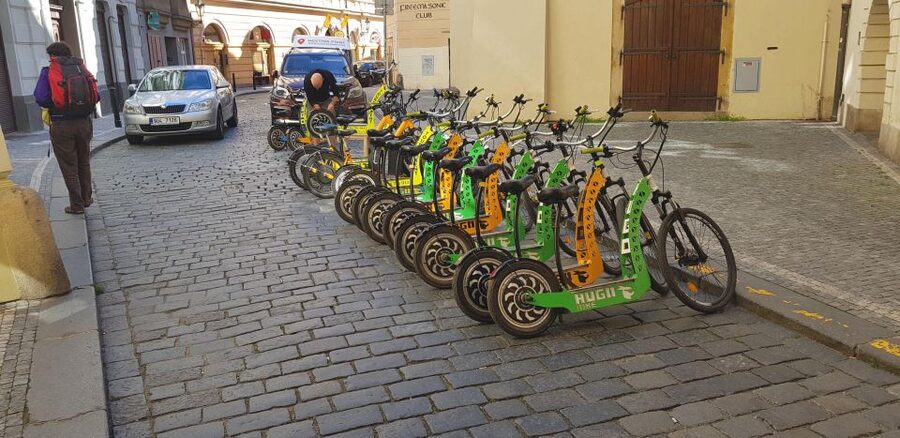 Prague: Highlights Tour on e-Scooter or eBike - Letna Hill and the giant Metronome